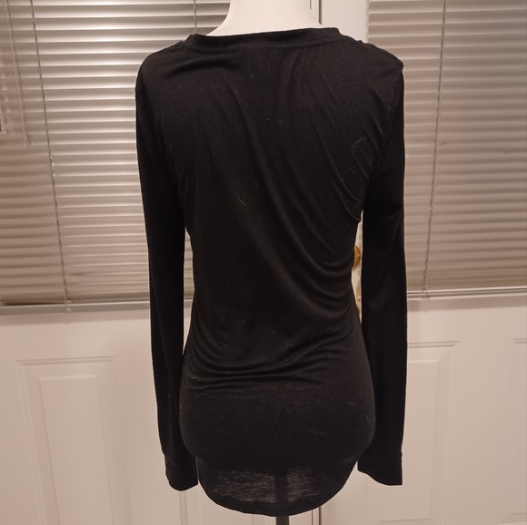 $4 Add-on Thin Black Long Sleeve Tee - Size Small - Picture 3 of 7